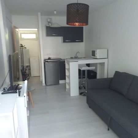 Studio Meuble Wifi A Proximite Du Tram Castelnau-le-Lez Exterior foto